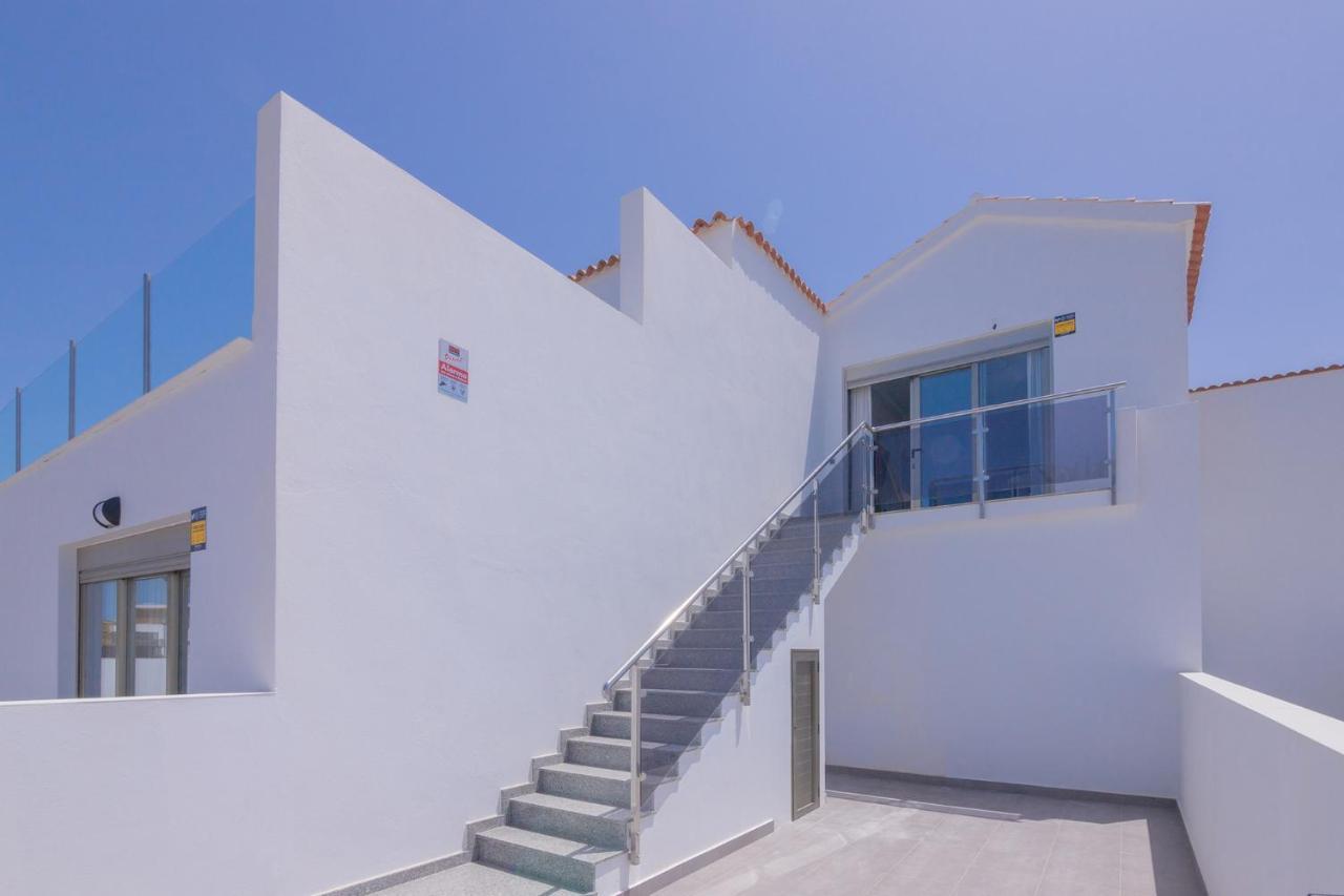 Apartment Holiday 2 Beachfront Corralejo By Holidays Home Exteriör bild
