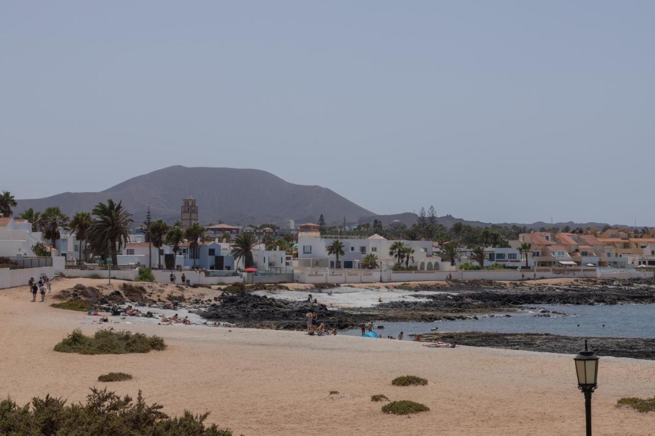 Apartment Holiday 2 Beachfront Corralejo By Holidays Home Exteriör bild