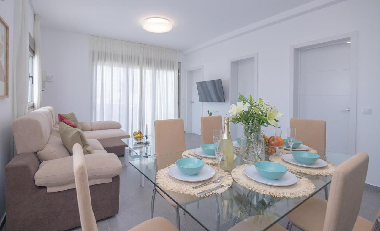 Apartment Holiday 2 Beachfront Corralejo By Holidays Home Exteriör bild