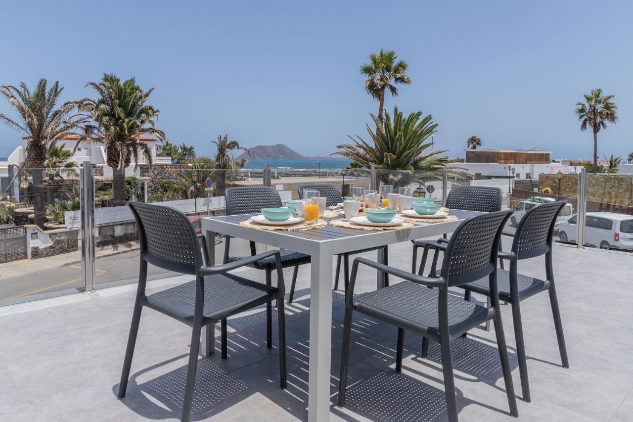 Apartment Holiday 2 Beachfront Corralejo By Holidays Home Exteriör bild